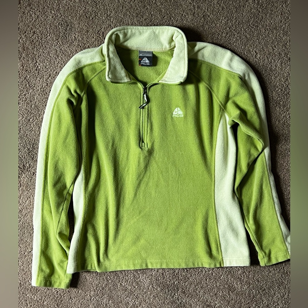 Nike sweatshirt women
